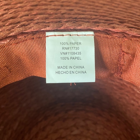 Floppy Red Hat - Picture 4 of 5